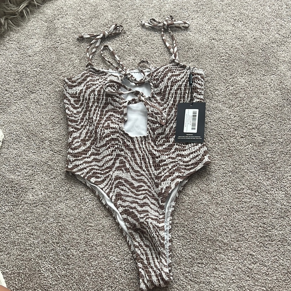 PLT ONE PIECE